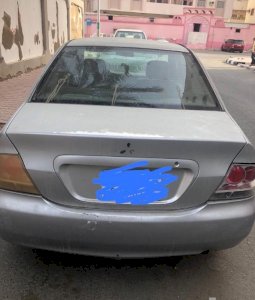 للبيع ميتسوبيشي لانسر 2005