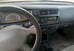 للبيع ميتسوبيشي  L200  موديل: 2004