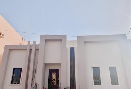 دور للبيع بحي السويس