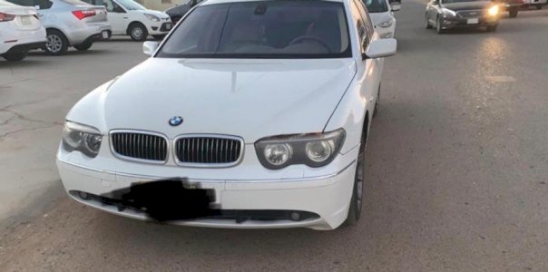 للبيع بي ام دبليو   الفئة السابعة 2005