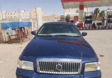 للبيع فورد  جراند ماركيز 2006