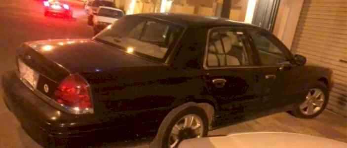 للبيع فورد كراون فكتوريا 2008