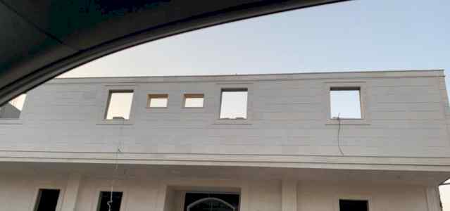 للبيع بيت جديد من دور 1 قريبة من جميع الخدمات